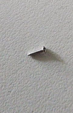 Tornillo portaplaquetas
