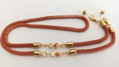 Cadena tubo con piedras en internet