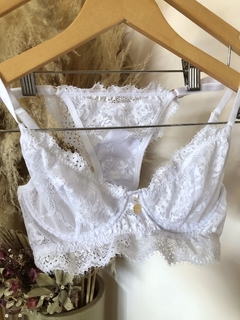 Lingerie Luna | Branco na internet