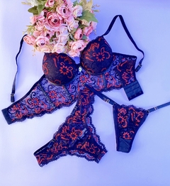 Lingerie Liz