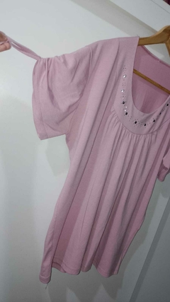 Remera Rosa Amplia-con Aplique -usada - Impecable - comprar online