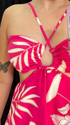 VESTIDO LONGO AMARRAÇÃO na internet