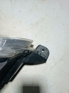 Farol Lado Esquerdo Peugeot 2008 1.6 2015 2016 2017 - loja online
