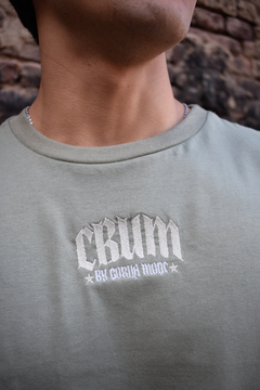 REMERA OVERSIZED “CBUM” en internet