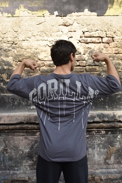 REMERA OVERSIZED “GORILLAS”