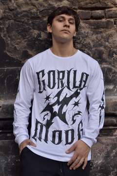 REMERA MANGA LARGA “STARS” - Gorila Mode