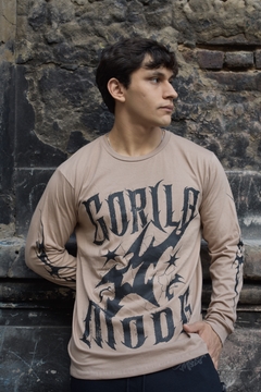 REMERA MANGA LARGA “STARS” en internet