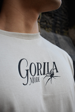 REMERA OVERSIZED “SPIDER”