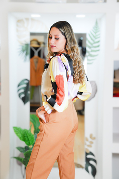 Blusa de seda en internet