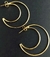 Brinco argola Lua Vazada Banhado em Ouro 18K - comprar online