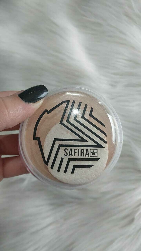 Safira: pó compacto