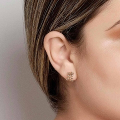 Brinco Rommanel meia argola folhas folheado a ouro 526941 - loja online