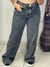 Calça Jeans Grafite na internet
