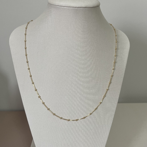 Gargantilha bolinhas