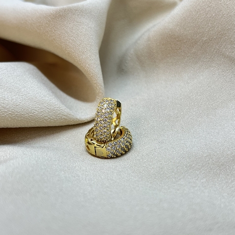 Argola click com micro zircônias