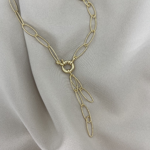 Corrente elos finos com textura e fecho boia