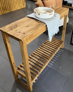 Mesa recibidora