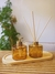 Kit Lavabo 3 Peças: Difusor de Varetas, Porta Sabonete 240 ml e Bandeja Decorativa de Madeira Cor Âmbar