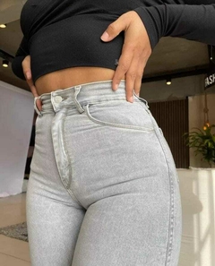 JEAN GRAY LAS LOCAS - comprar online