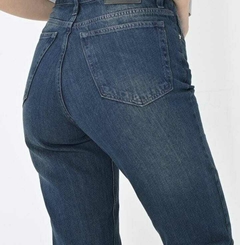 JEAN MOM en internet