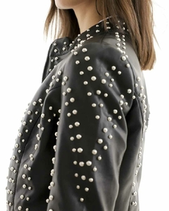Campera FULL tachas ecocuero importada - comprar online