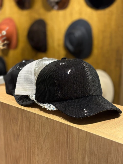 GORRA BRILLOS