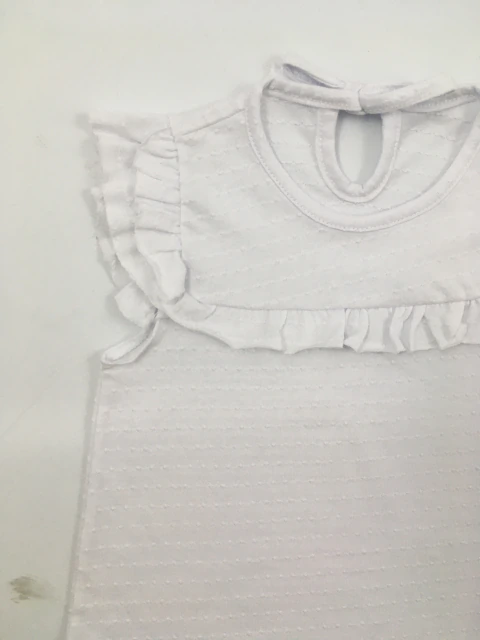 Conj: "Amelia" Remera Plumetti c/volados + Short Liso