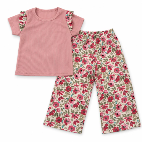 Pijama estampado palazo con remerita con volados estampados