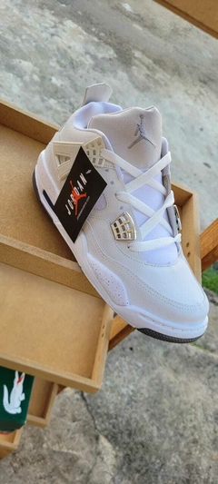 Tênis Nike Air Jordan 4 " Branco Oreo " Branco na internet