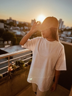 Remera lisa OVERSIZE - Trebol indumentaria