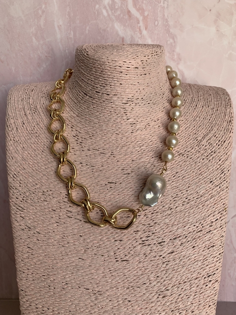 Collar Valentina