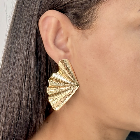 Brinco feminino leque