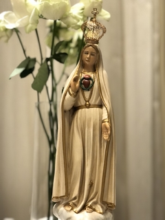 Nossa Senhora de Fátima - com coroa