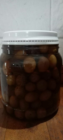 Aceitunas negras con carozo. Verde Cosecha. Frasco de 1 kgr. - comprar online