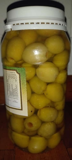 Aceitunas rellenas con morrón