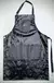 Delantal engomado camuflado negro