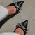 SCARPIN PRETO COURO LAÇO SCHUTZ - comprar online