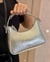 BOLSA HOBO COURO PRATA SCHUTZ na internet