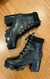 Bota Coturno 240 Lace Couro Preto Schutz na internet