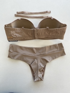 Conjunto de Lingerie P (vira tomara que caia e nadador) na internet