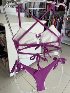 Biquíni Top Strappy, Calcinha fio duplo de Amarração P na internet
