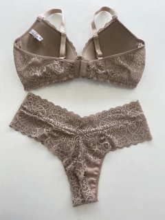 Conjunto de Lingerie Rendado Luxo GG na internet