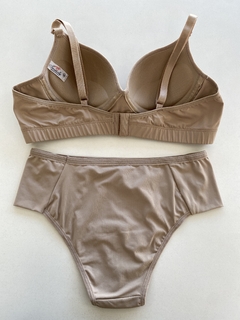 Conjunto de Lingerie Básico Liso G2 na internet