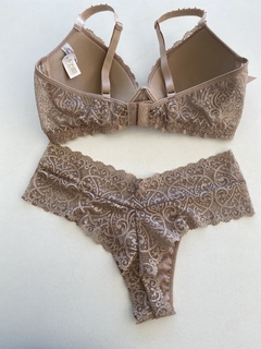 Conjunto de Lingerie Rendado Luxo *ESGOTADO* na internet