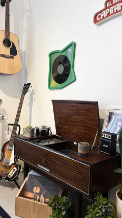 CUADRO ARTAUD CON DISCO