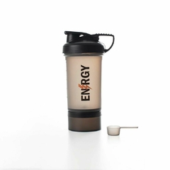 Vaso Shaker color fume 500 ml mezclador proteínas con scoop - comprar online