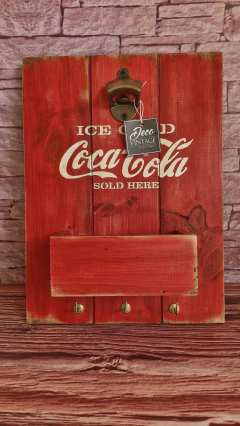CUELGA LLAVES con cajon y destapador - comprar online
