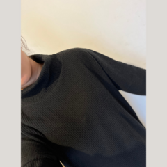 Sweater Nassau NEGRO en internet