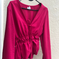 Blusa Mendoza en internet