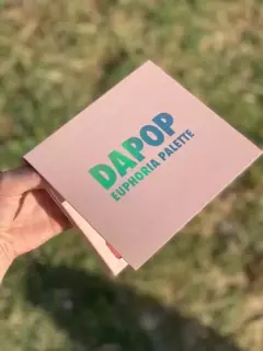 Paleta Euphoria con espejo – DAPOP - comprar online